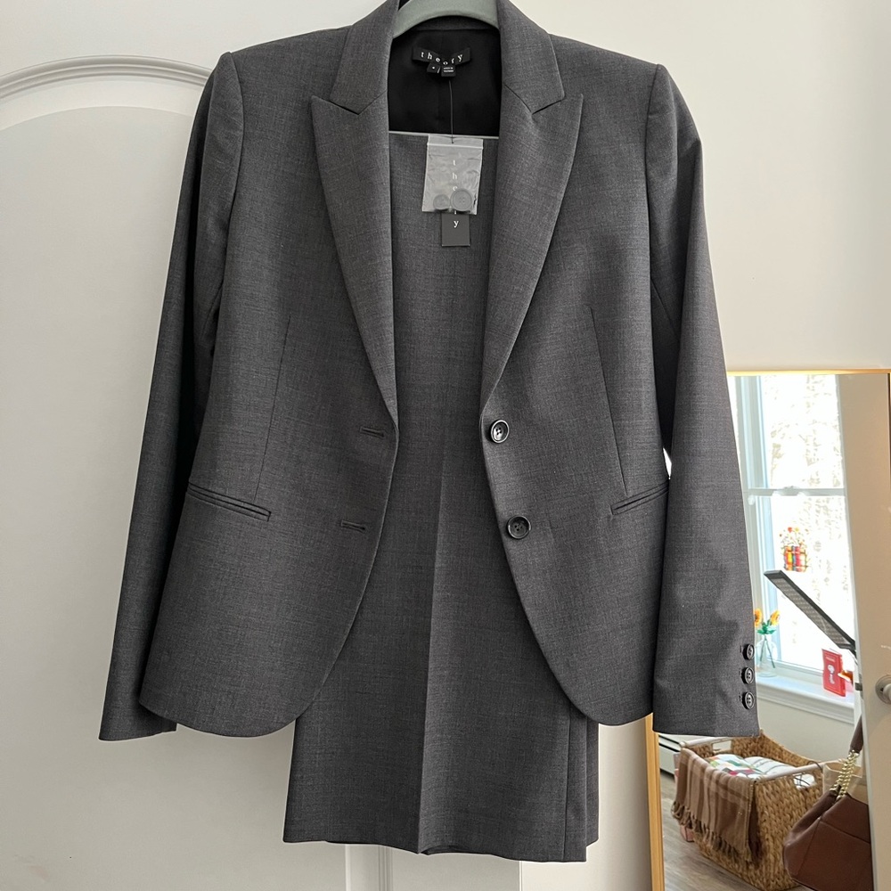 Theory Pantsuit Set Grey NWT